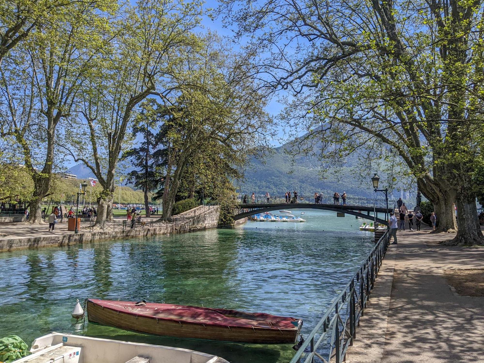 Bed and Breakfast Nid douillet à Annecy Extérieur photo